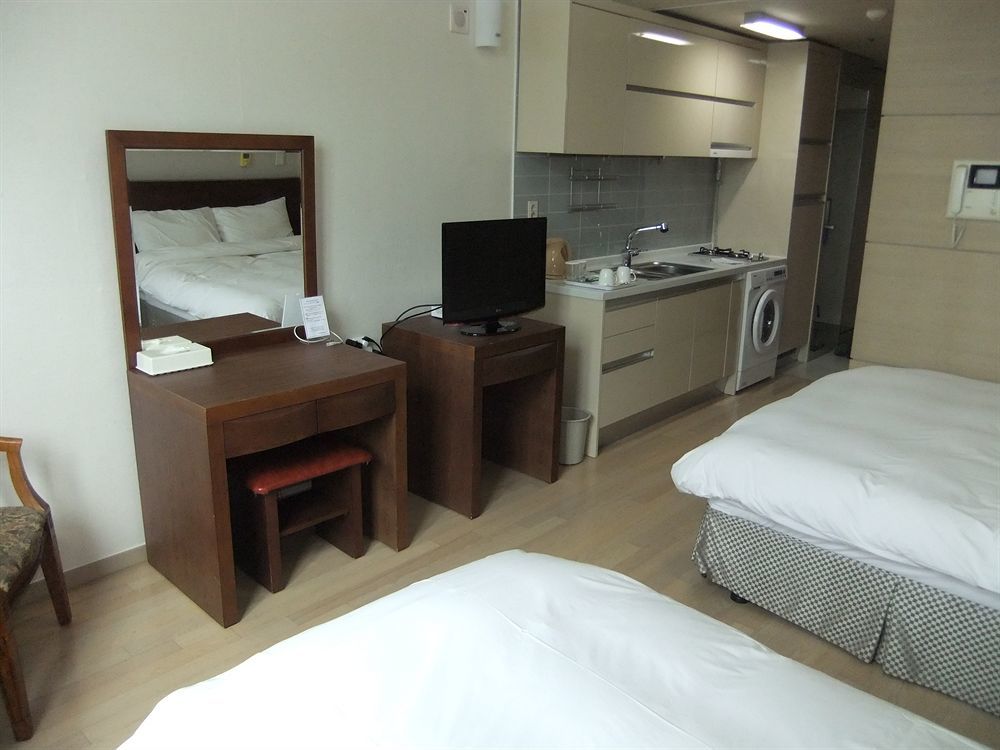 Residence & U Коян Экстерьер фото
