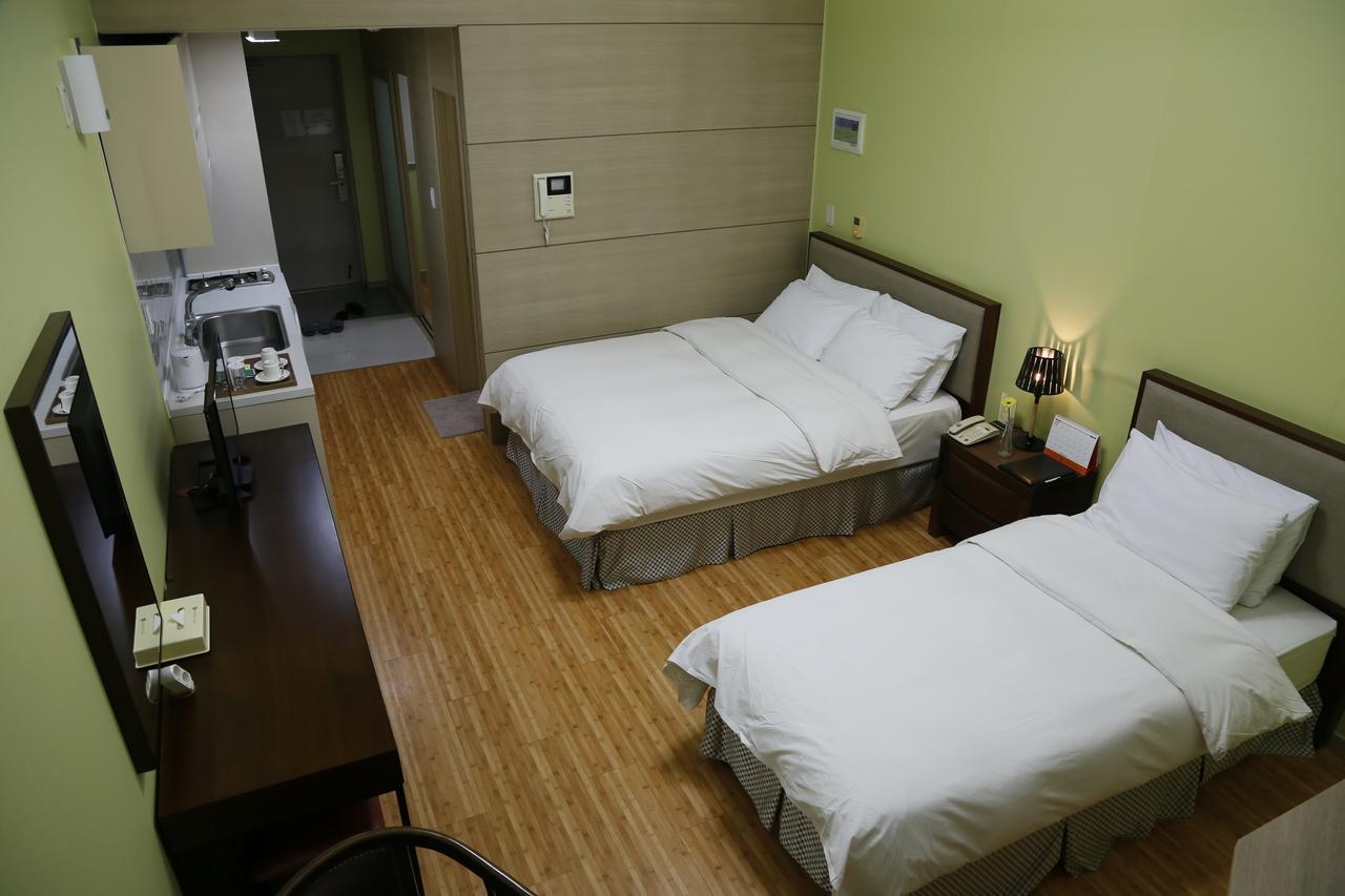 Residence & U Коян Экстерьер фото